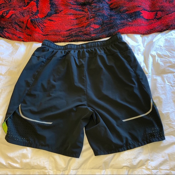 Nike Shorts. Men’s Nike Shorts. - Picture 3 of 3